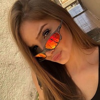 Vem boquetando o pau X Cala a Boca