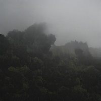 Low-fi hip-hop with mellow atmosphere