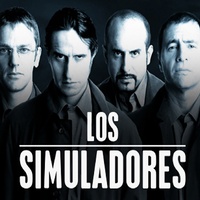 Los Simuladores Cortina