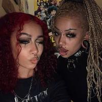 SHES 2 GOTH 4 ME