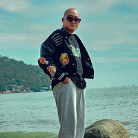 Công Nhân Khó Đủ Điều