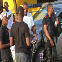 Adigoue Gboun Gboun  (Official Remix) [feat. Blazz]