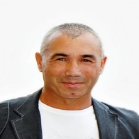 Dincolo de cer esti tu