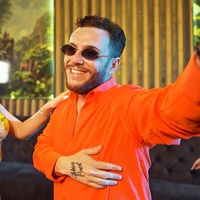 KAT NA JO (Domnisoara cu cercei)