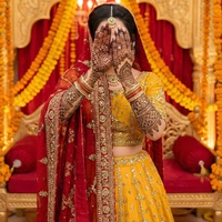 Mehndi Dekho Ji Dekho