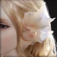 Blonde