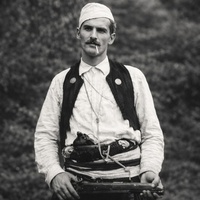 QORRI ILAZIT