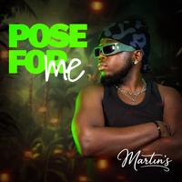 Pose for me