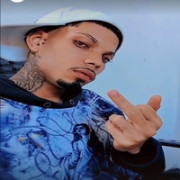 VELHINHA ENFOGUETADA X EU SOU UMA VELHINHA
