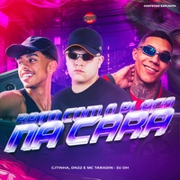 Bato Com o Placo na Cara