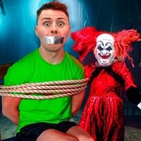 DĚSIVÍ KLAUNI