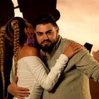 Femeie de nota 10 (feat. Liviu Pustiu)