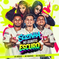 Sozinha no Quarto Escuro