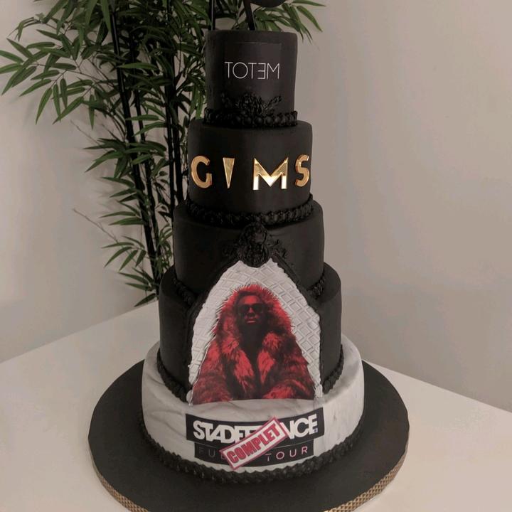 Mariage De Imen Es Weddingcake Cakeoclockparis In Tiktok Exolyt