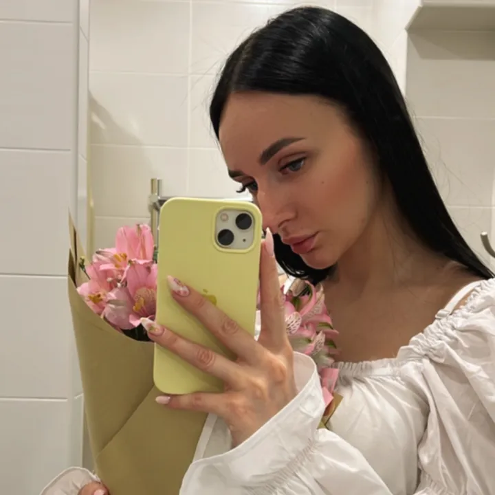 vikki_lorensss