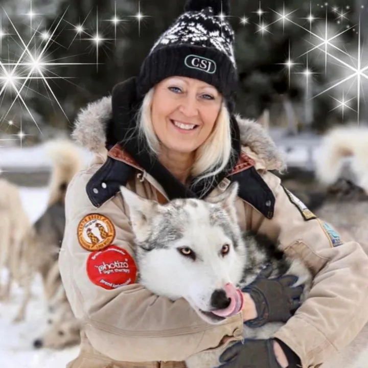 blondehuskykaz
